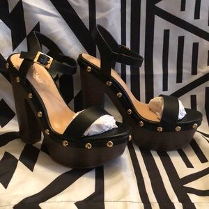 Bari Studded Platform Sandal